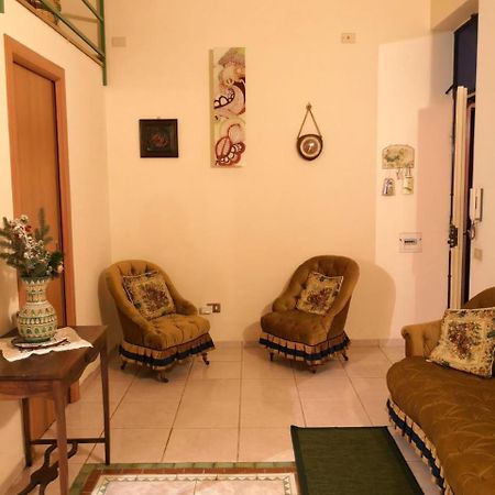 B&B Il Nespolo Salerno Exterior photo